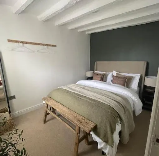 Nestled In Kendal