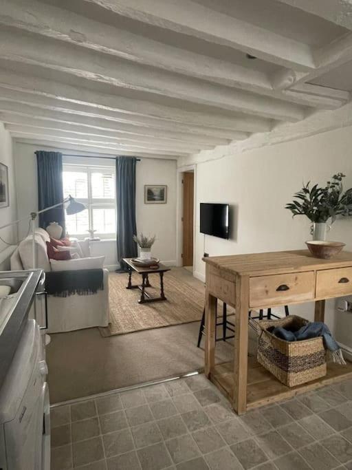 Apartment Nestled In